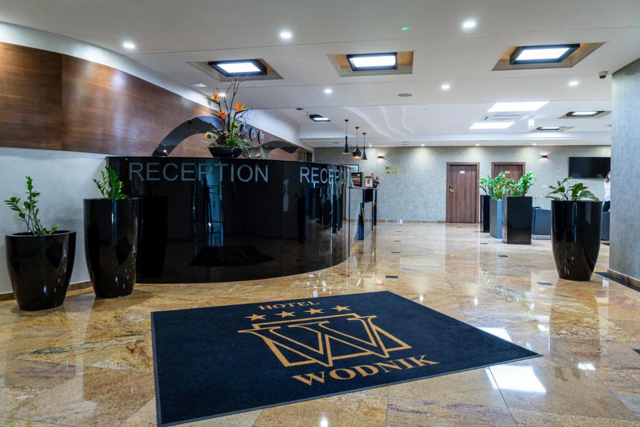 Hotel Wodnik Bydgoszcz Exteriör bild