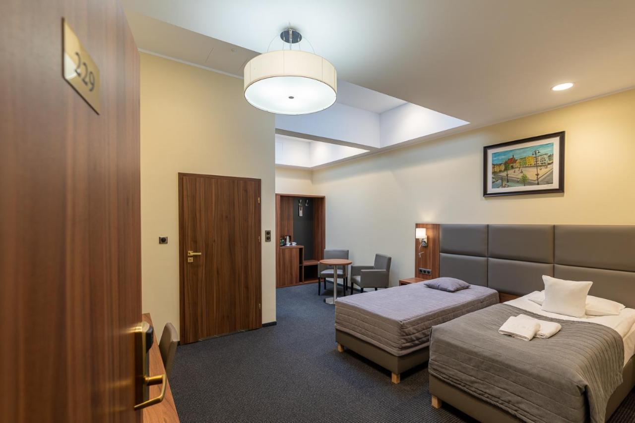 Hotel Wodnik Bydgoszcz Exteriör bild