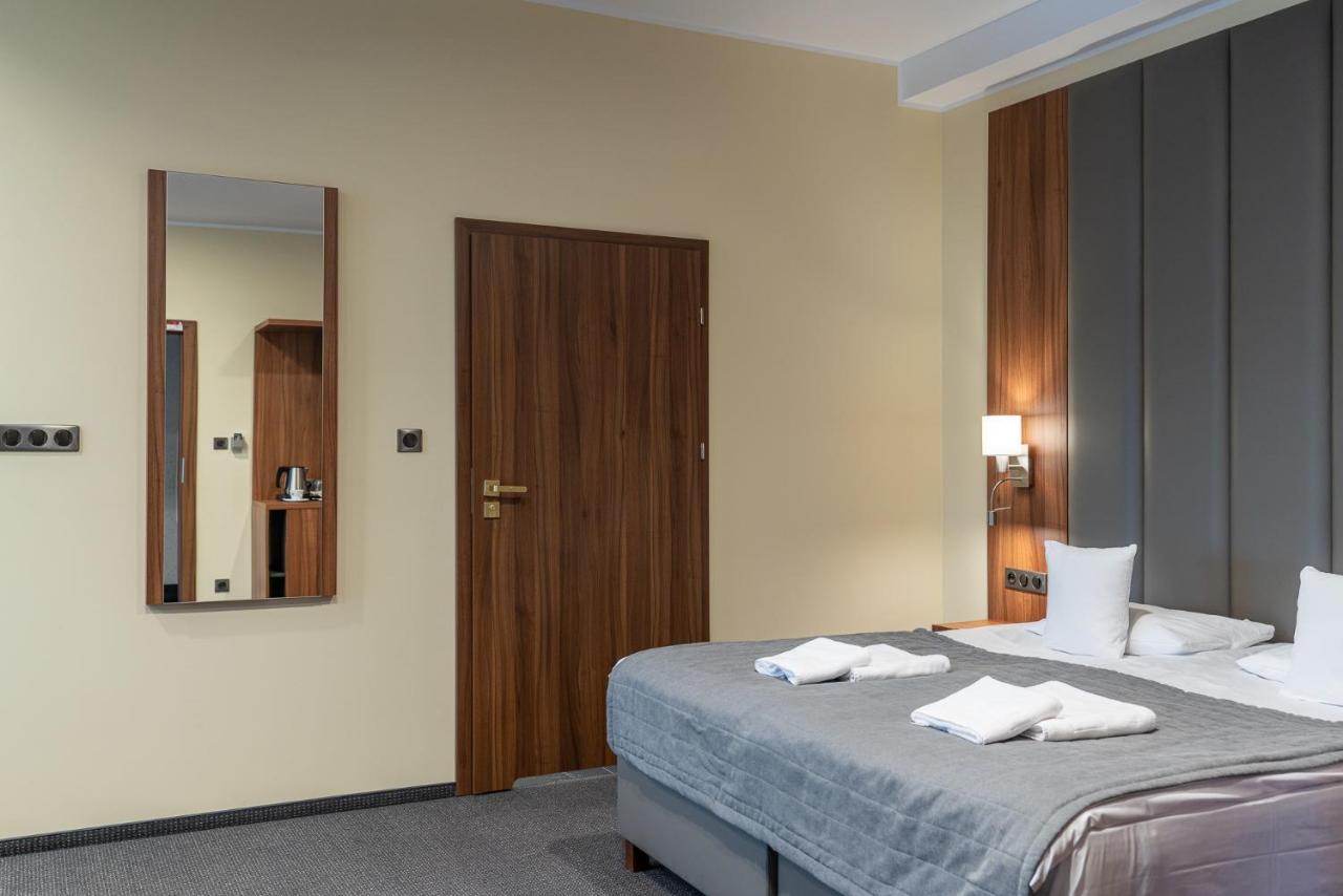 Hotel Wodnik Bydgoszcz Exteriör bild