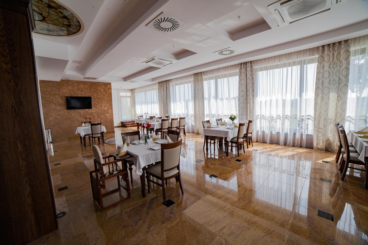 Hotel Wodnik Bydgoszcz Exteriör bild